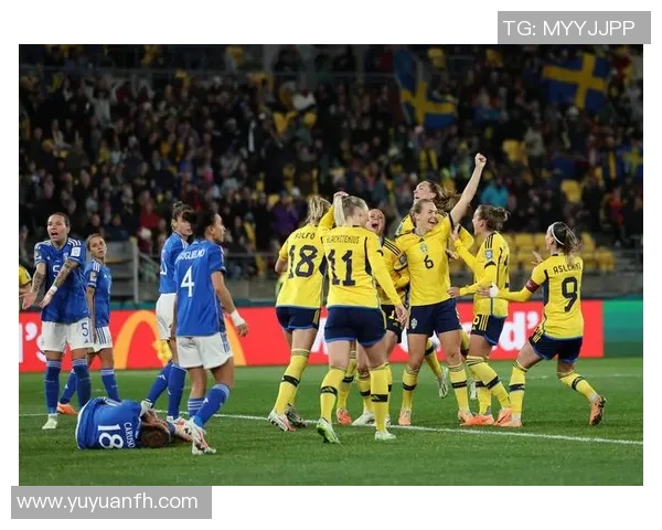 韩国与意大利激战正酣足球场上头球对决引发热议